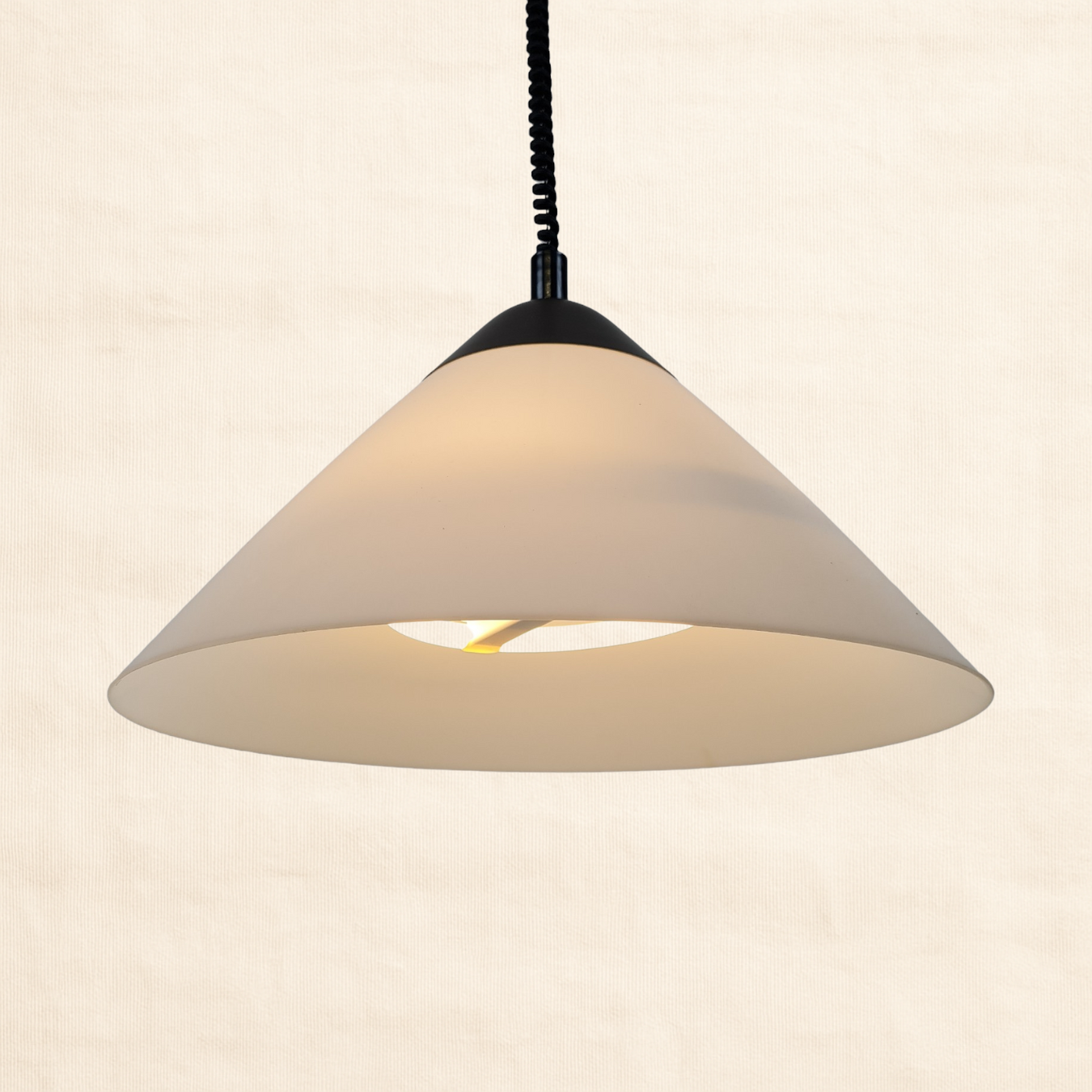 1973 Hans J. Wegner ‘Opala’ Pendant Louis Poulsen